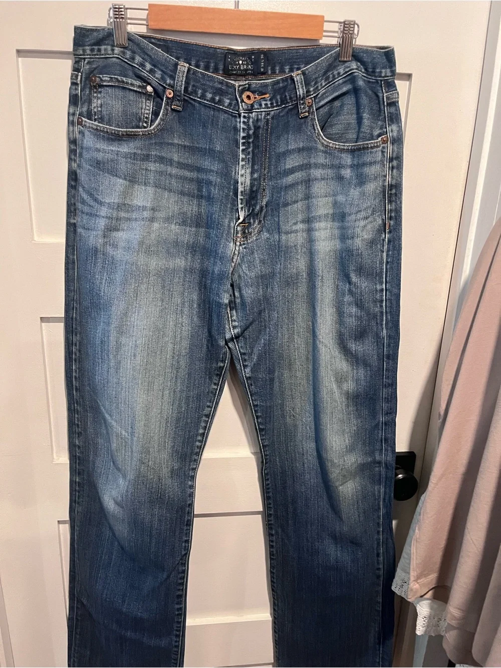 Lucky Brand Men's Bootcut Jeans in Blue Wash